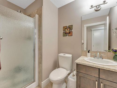 1887 33 Street, Edmonton, AB - Indoor Photo Showing Bathroom