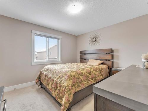 1887 33 Street, Edmonton, AB - Indoor Photo Showing Bedroom