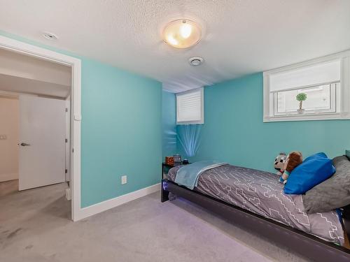 11022 126 Street, Edmonton, AB - Indoor Photo Showing Bedroom