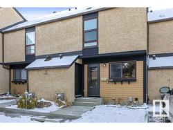 12140 25 AV NW  Edmonton, AB T6J 4L4