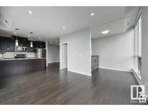 1901 10238 103 Street, Edmonton, AB - Indoor Photo Showing Kitchen