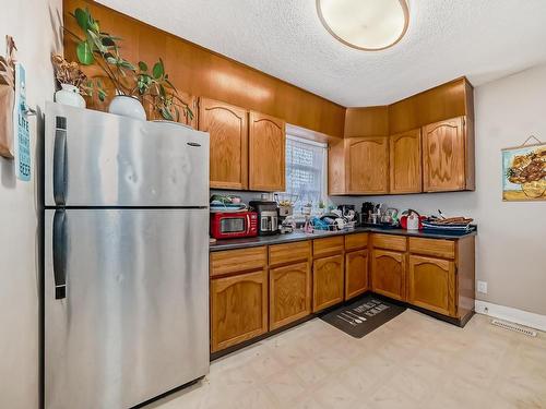 12430 76 Street, Edmonton, AB - Indoor Photo Showing Kitchen