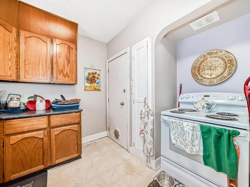 12430 76 Street, Edmonton, AB - Indoor Photo Showing Kitchen