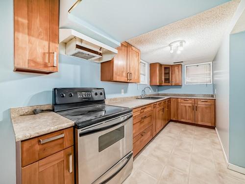 12430 76 Street, Edmonton, AB - Indoor Photo Showing Kitchen