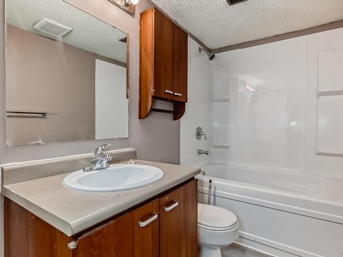 12430 76 Street, Edmonton, AB - Indoor Photo Showing Bathroom