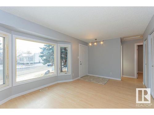 14540 20 Street, Edmonton, AB - Indoor Photo Showing Other Room