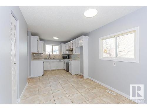 14540 20 Street, Edmonton, AB - Indoor Photo Showing Kitchen