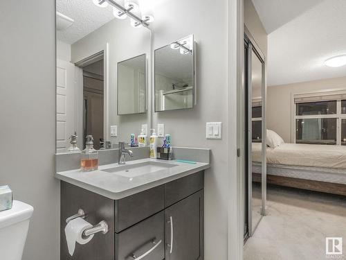 216 5510 Schonsee Drive, Edmonton, AB - Indoor Photo Showing Bathroom