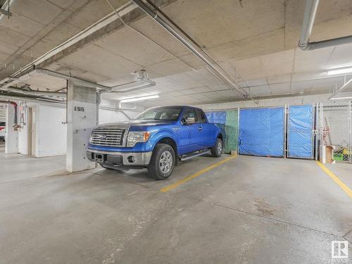 216 5510 Schonsee Drive, Edmonton, AB - Indoor Photo Showing Garage