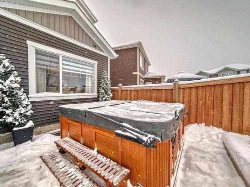 8504 223 Street, Edmonton, AB - Outdoor