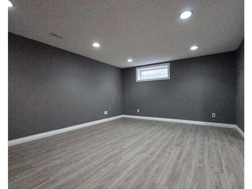 211 84 Street, Edmonton, AB - Indoor Photo Showing Other Room