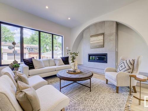 11133 66 Street, Edmonton, AB - Indoor Photo Showing Living Room With Fireplace