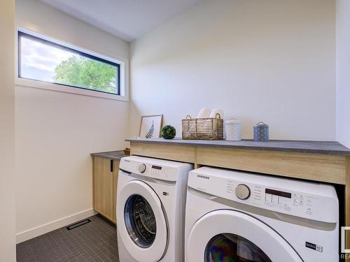 11133 66 Street, Edmonton, AB - Indoor Photo Showing Laundry Room