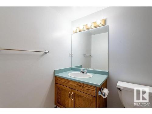 233 Northmount Drive, Wetaskiwin, AB - Indoor Photo Showing Bathroom