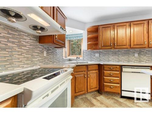 233 Northmount Drive, Wetaskiwin, AB - Indoor Photo Showing Kitchen