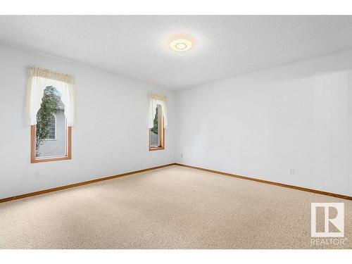 233 Northmount Drive, Wetaskiwin, AB - Indoor Photo Showing Other Room