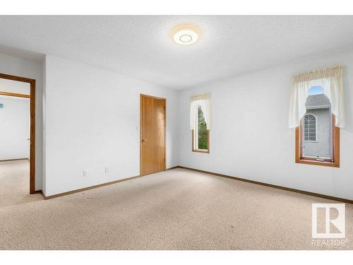 233 Northmount Drive, Wetaskiwin, AB - Indoor Photo Showing Other Room