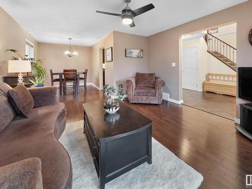 1428 104 Street, Edmonton, AB - Indoor Photo Showing Living Room