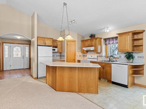 2 51504 Rge Road 264, Rural Parkland County, AB - Indoor Photo Showing Kitchen With Double Sink