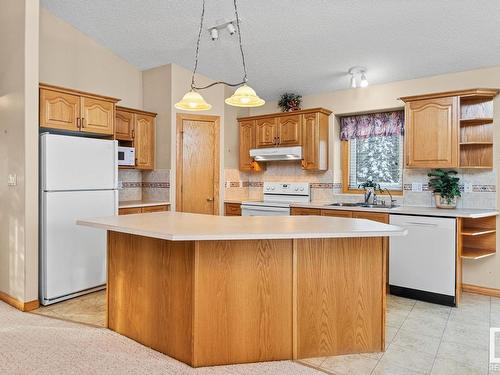 2 51504 Rge Road 264, Rural Parkland County, AB - Indoor Photo Showing Kitchen With Double Sink