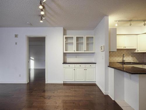 804 9741 110 Street, Edmonton, AB - Indoor Photo Showing Kitchen With Double Sink