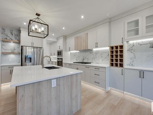 121 Starling Way, Fort Saskatchewan, AB - Indoor Photo Showing Kitchen With Double Sink With Upgraded Kitchen