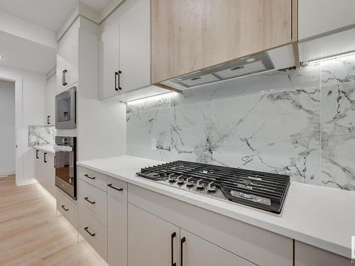 121 Starling Way, Fort Saskatchewan, AB - Indoor Photo Showing Kitchen