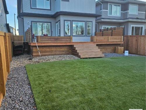 1090 Christie Vista, Edmonton, AB - Outdoor