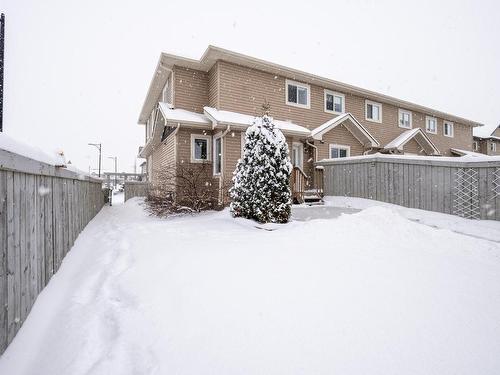 2 Meadowland Cr, Spruce Grove, AB 