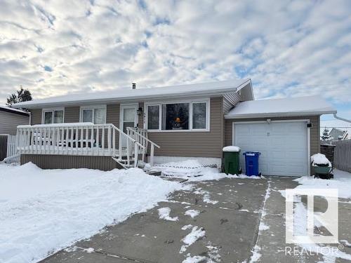 4012 55 St, Wetaskiwin, AB 