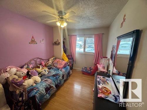 4012 55 Street, Wetaskiwin, AB - Indoor Photo Showing Bedroom