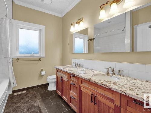 27 Kingdom Place, Leduc, AB - Indoor Photo Showing Bathroom