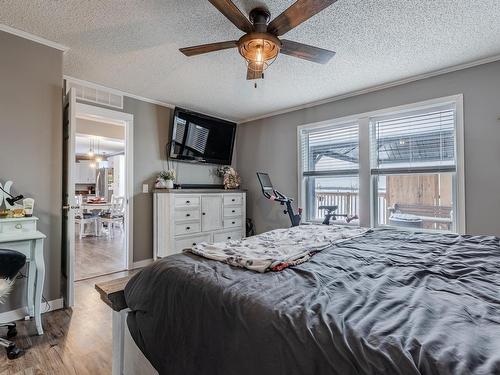 5228 Twp Rd 564, Rural Lac Ste. Anne County, AB - Indoor Photo Showing Bedroom