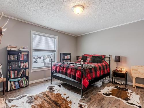 5228 Twp Rd 564, Rural Lac Ste. Anne County, AB - Indoor Photo Showing Bedroom