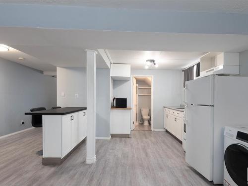 6106 51 Avenue, Cold Lake, AB - Indoor Photo Showing Laundry Room