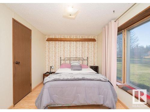 #9, 223014 Twp Rd 652, Rural Athabasca County, AB - Indoor Photo Showing Bedroom