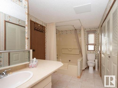 #9, 223014 Twp Rd 652, Rural Athabasca County, AB - Indoor Photo Showing Bathroom