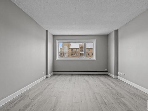 308 9710 105 Street, Edmonton, AB - Indoor Photo Showing Other Room