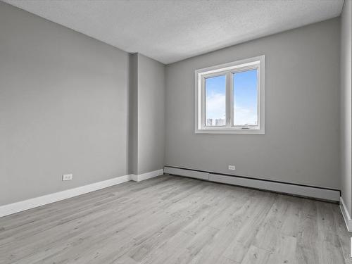 308 9710 105 Street, Edmonton, AB - Indoor Photo Showing Other Room