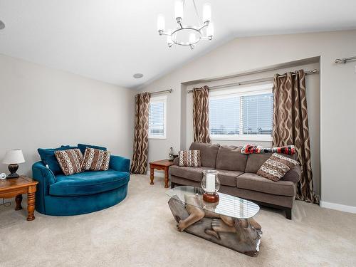 1257 Westerra Crescent, Stony Plain, AB - Indoor Photo Showing Living Room