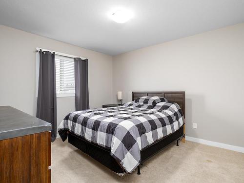 1257 Westerra Crescent, Stony Plain, AB - Indoor Photo Showing Bedroom