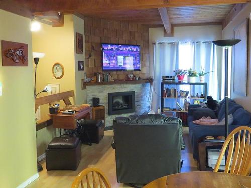 260 Richfield Road Nw, Edmonton, AB - Indoor Photo Showing Living Room With Fireplace