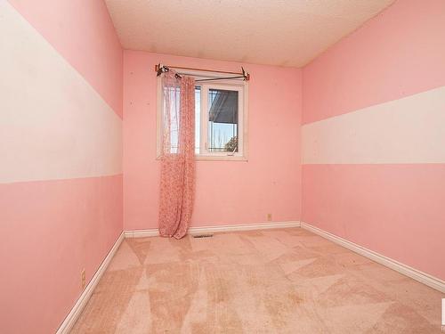 11503 159 Avenue, Edmonton, AB - Indoor Photo Showing Other Room