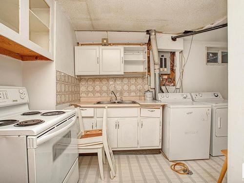 11503 159 Avenue, Edmonton, AB - Indoor Photo Showing Laundry Room