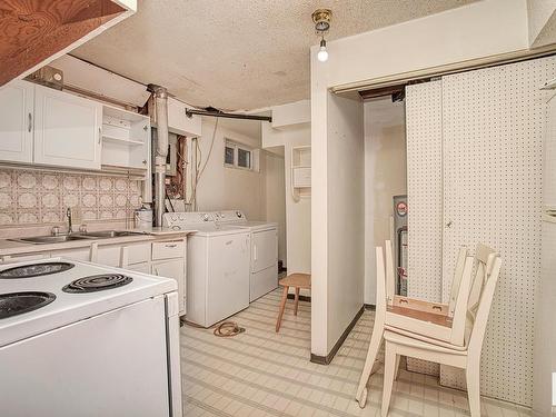 11503 159 Avenue, Edmonton, AB - Indoor Photo Showing Laundry Room