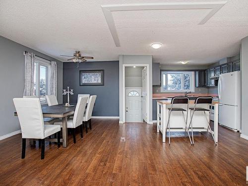 11503 159 Avenue, Edmonton, AB - Indoor Photo Showing Dining Room