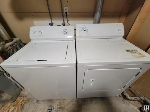 990 13 Street, Cold Lake, AB - Indoor Photo Showing Laundry Room