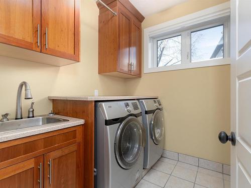 164 Greenfield Way, Fort Saskatchewan, AB - Indoor Photo Showing Laundry Room