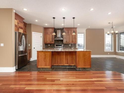 164 Greenfield Way, Fort Saskatchewan, AB - Indoor Photo Showing Kitchen