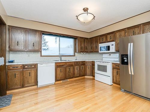 10308 172 Avenue, Edmonton, AB - Indoor Photo Showing Kitchen